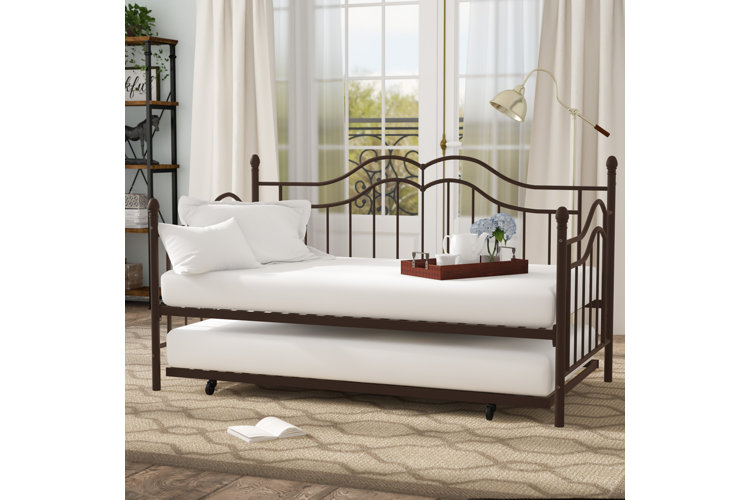 Timberwyck daybed with deals trundle